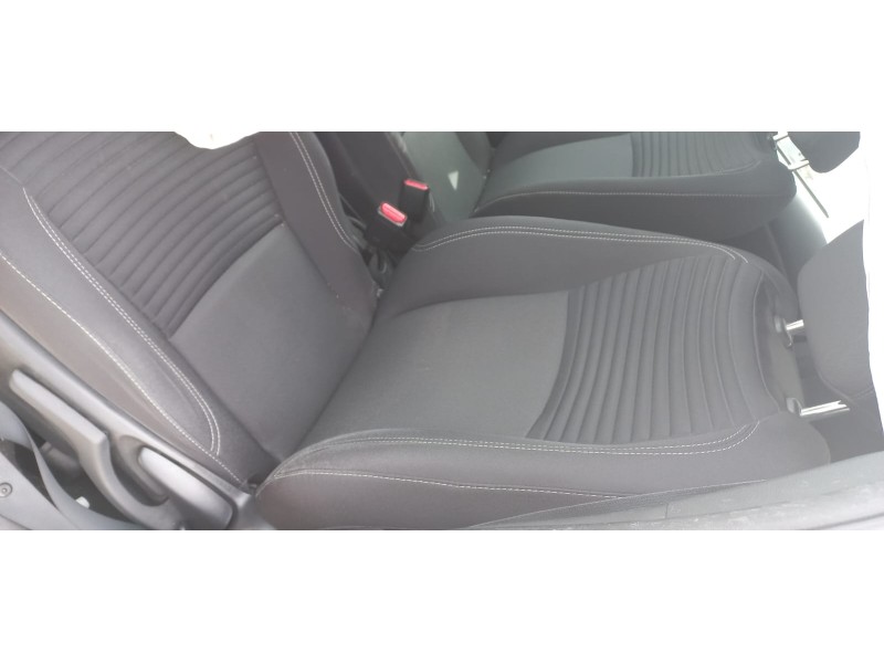 toyota yaris del año 2017