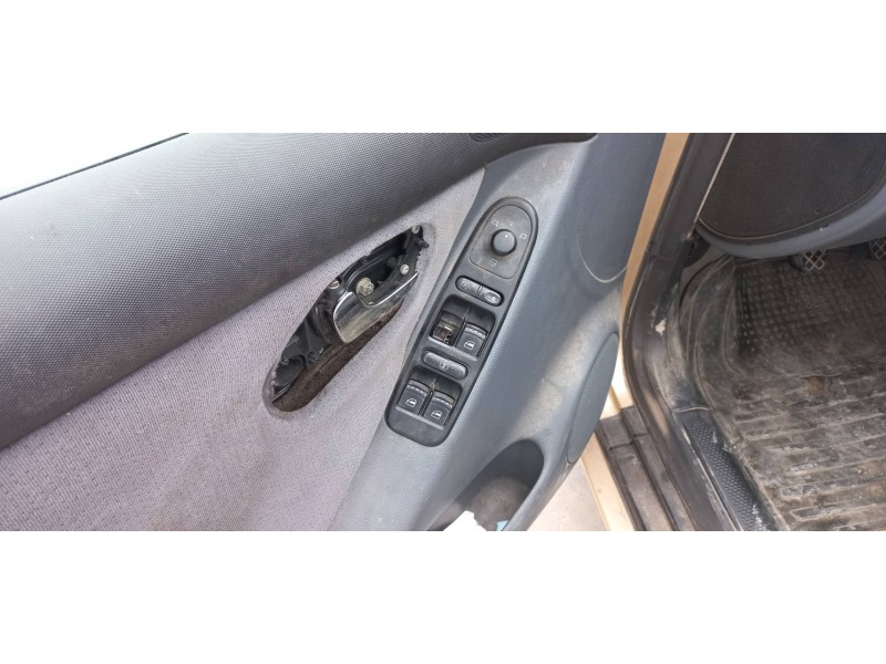 seat toledo (1m2) del año 2001