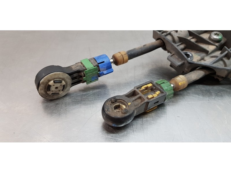 Recambio de palanca cambio para citroen c4 grand picasso feel referencia OEM IAM 9825222980   Recambio de palanca cambio para citroen c4 grand picasso feel referencia OEM IAM 9825222980