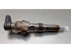 Recambio de inyector para ford fiesta (cbk) ambiente referencia OEM IAM 9655304880  