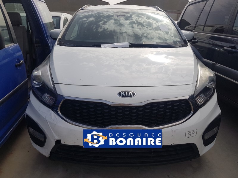 kia carens ( ) del año 2017