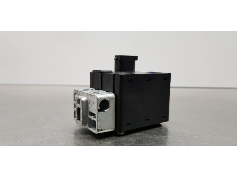 Recambio de antirrobo para renault scenic ii authentique referencia OEM IAM 8200033233  