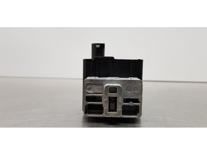 Recambio de antirrobo para renault scenic ii authentique referencia OEM IAM 8200033233  