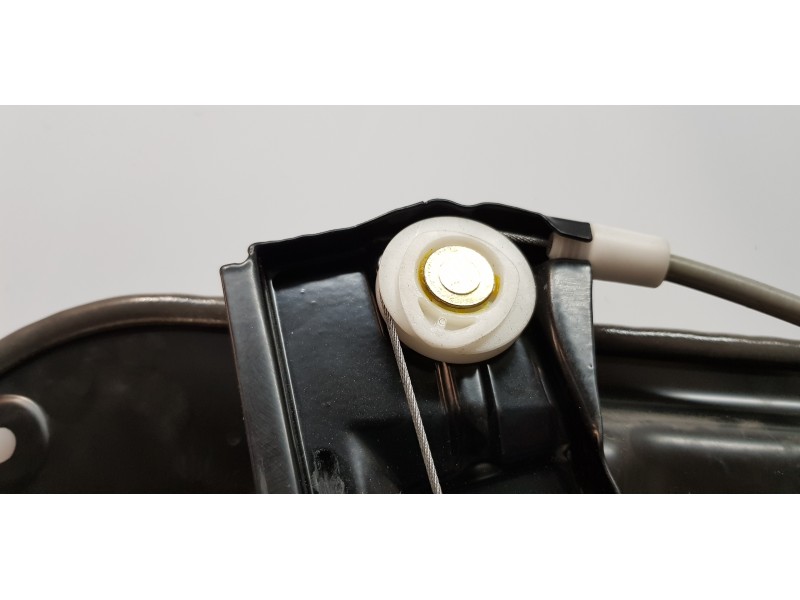 Recambio de elevalunas delantero derecho para mercedes clase r (w251) 320 cdi (251.022) referencia OEM IAM A2518200842  