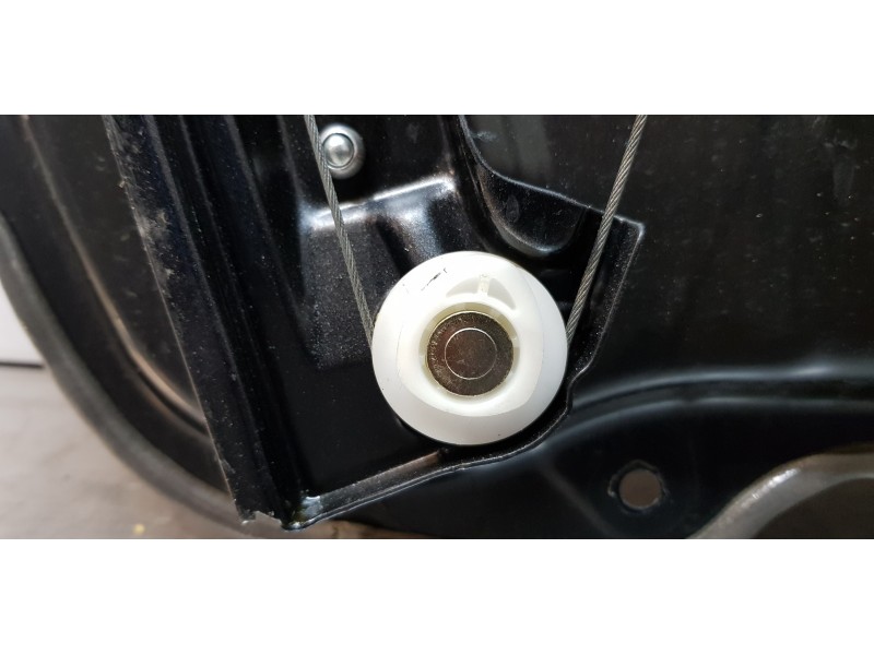 Recambio de elevalunas delantero derecho para mercedes clase r (w251) 320 cdi (251.022) referencia OEM IAM A2518200842  