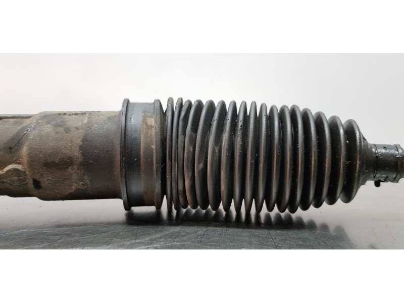 Recambio de cremallera direccion para renault scenic ii authentique referencia OEM IAM 8200463517  