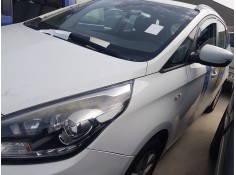 kia carens ( ) del año 2017 2