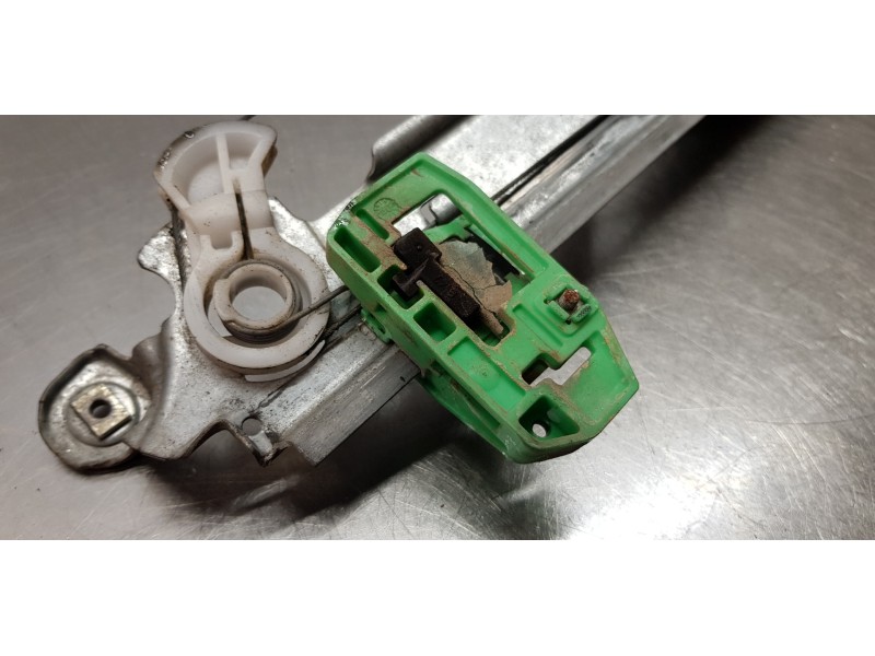 Recambio de elevalunas delantero izquierdo para renault scenic ii authentique referencia OEM IAM 8201010937   Recambio de elevalunas delantero izquierdo para renault scenic ii authentique referencia OEM IAM 8201010937