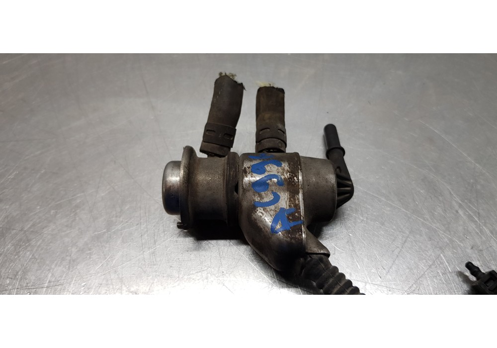 Recambio de inyector para volkswagen crafter kasten (sy) furgón 35 bl ta fwd referencia OEM IAM 2N0131113C 0444025079 