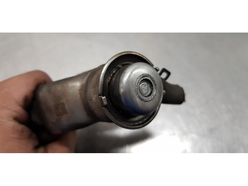 Recambio de inyector para volkswagen crafter kasten (sy) furgón 35 bl ta fwd referencia OEM IAM 2N0131113C 0444025079 