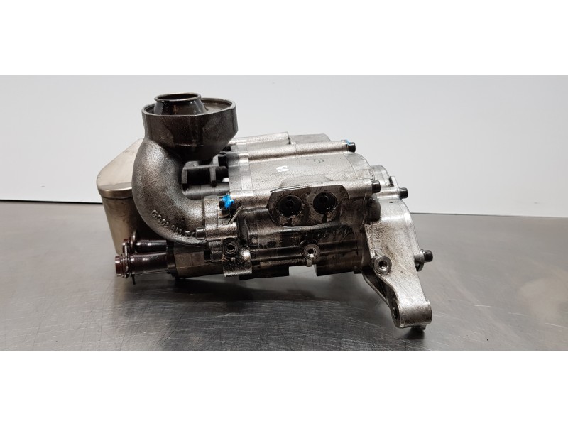 Recambio de bomba aceite para volkswagen touareg (7la) tdi v10 referencia OEM IAM 038115105C 07Z115187A  Recambio de bomba aceite para volkswagen touareg (7la) tdi v10 referencia OEM IAM 038115105C 07Z115187A