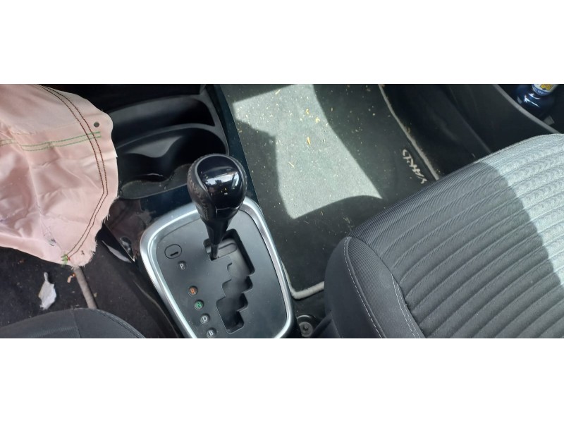 toyota yaris del año 2017