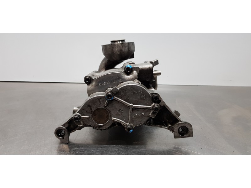 Recambio de bomba aceite para volkswagen touareg (7la) tdi v10 referencia OEM IAM 038115105C 07Z115187A  Recambio de bomba aceite para volkswagen touareg (7la) tdi v10 referencia OEM IAM 038115105C 07Z115187A