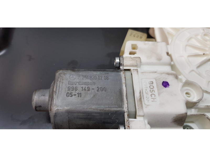 Recambio de elevalunas trasero derecho para mercedes clase r (w251) 320 cdi (251.022) referencia OEM IAM A2518200208  