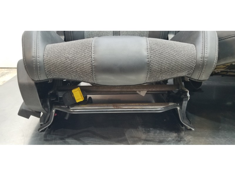Recambio de juego asientos completo para peugeot 3008 allure referencia OEM IAM 1622708380 1616753480 1622708080