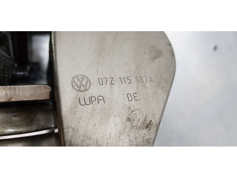 Recambio de bomba aceite para volkswagen touareg (7la) tdi v10 referencia OEM IAM 038115105C 07Z115187A  Recambio de bomba aceite para volkswagen touareg (7la) tdi v10 referencia OEM IAM 038115105C 07Z115187A