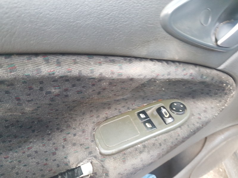 citroen c5 berlina del año 2002