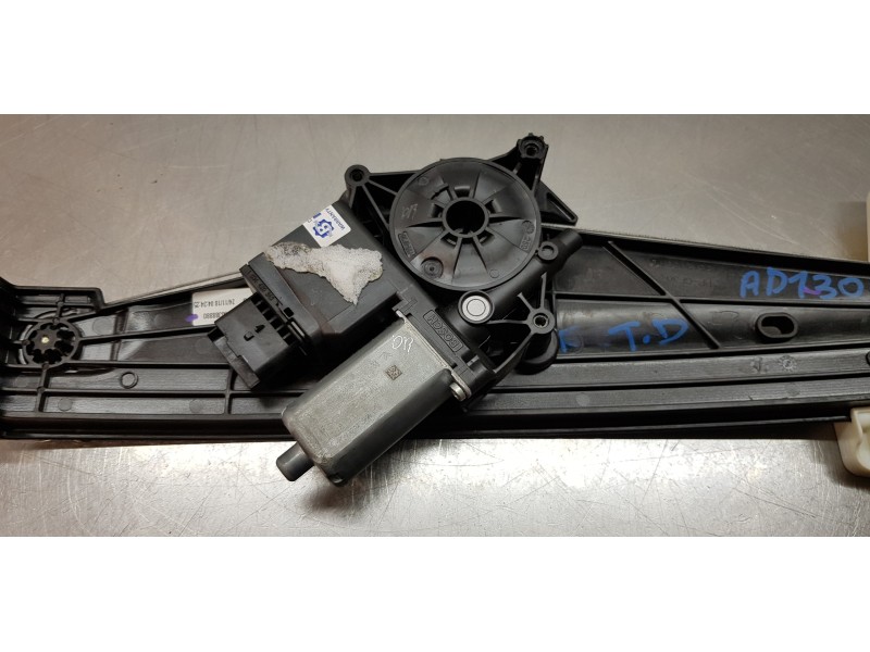 Recambio de elevalunas trasero derecho para peugeot 3008 active referencia OEM IAM 9810488480   Recambio de elevalunas trasero derecho para peugeot 3008 active referencia OEM IAM 9810488480