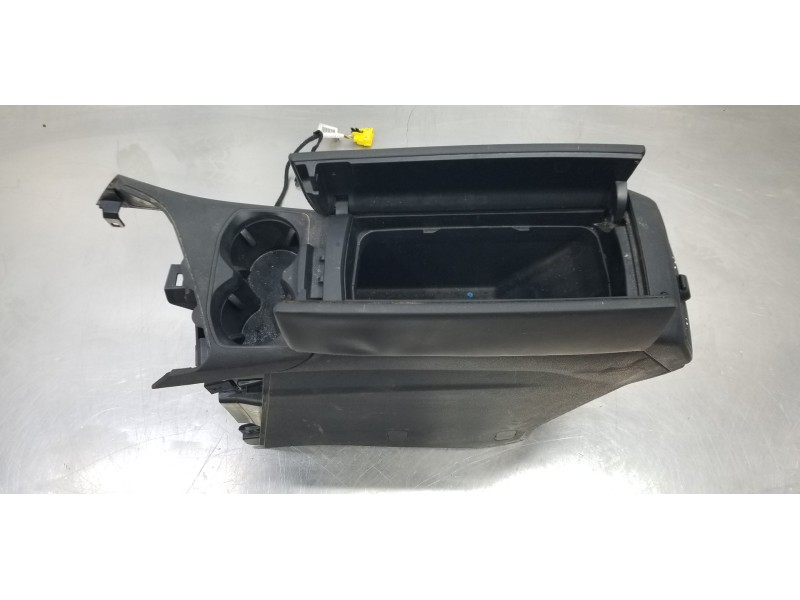 Recambio de juego asientos completo para peugeot 3008 allure referencia OEM IAM 1622708380 1616753480 1622708080