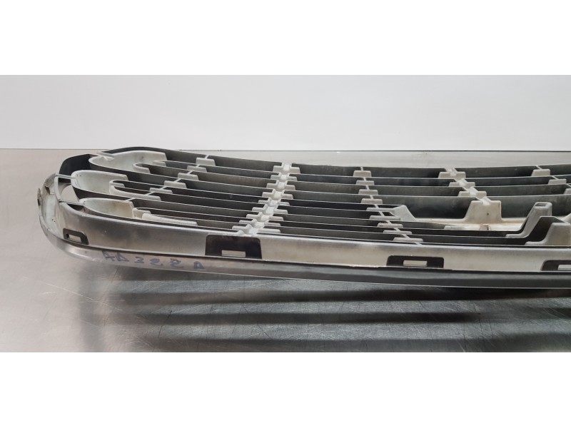 Recambio de rejilla delantera para ford transit kastenwagen (ttg) 350 l2 referencia OEM IAM 1906368 BK3117B968CC5FNV 