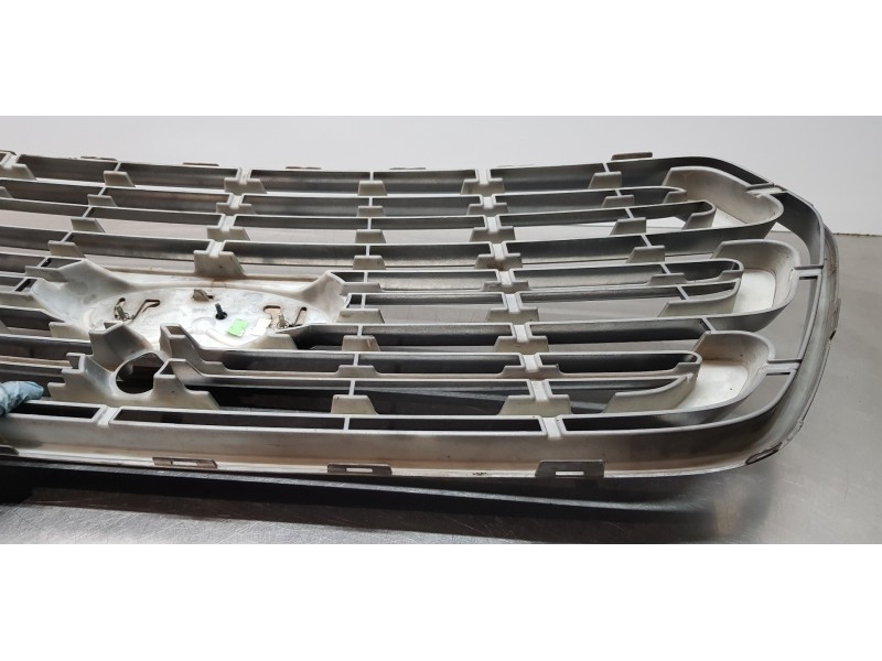 Recambio de rejilla delantera para ford transit kastenwagen (ttg) 350 l2 referencia OEM IAM 1906368 BK3117B968CC5FNV 