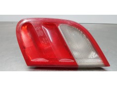 Recambio de piloto trasero derecho interior para mercedes clase clk (w208) coupe 320 (208.365) referencia OEM IAM A2088200864 20 2