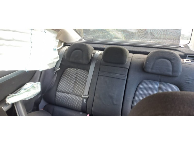 peugeot 407 del año 2006