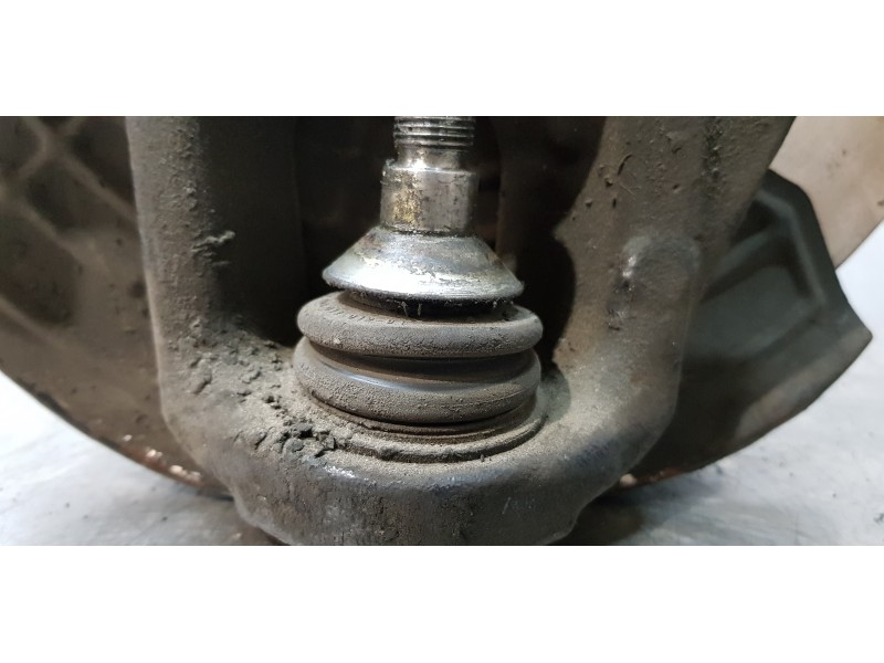 Recambio de mangueta delantera derecha para mercedes clase r (w251) 320 cdi (251.022) referencia OEM IAM A2513301420  