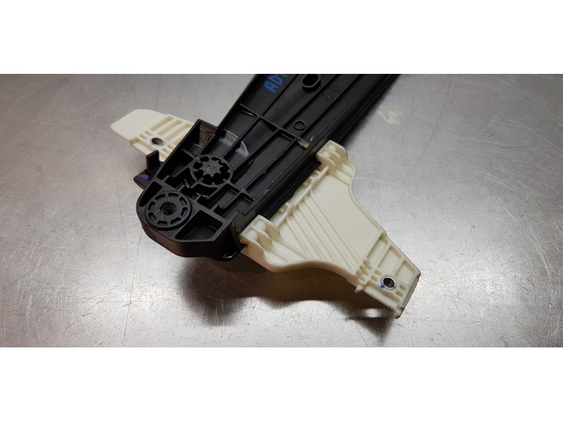 Recambio de elevalunas trasero izquierdo para peugeot 3008 active referencia OEM IAM 9830389080   Recambio de elevalunas trasero izquierdo para peugeot 3008 active referencia OEM IAM 9830389080