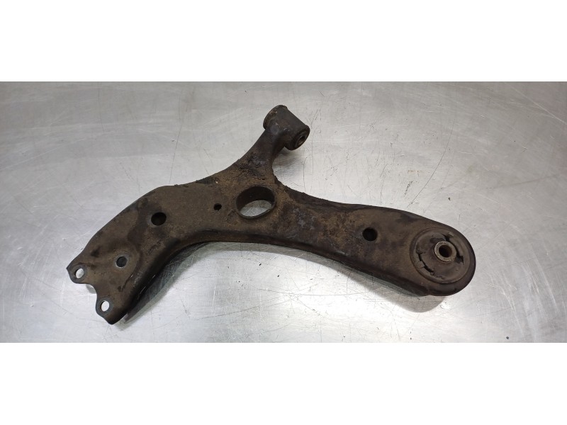 Recambio de brazo suspension inferior delantero izquierdo para toyota verso comfort referencia OEM IAM 480690F030   Recambio de brazo suspension inferior delantero izquierdo para toyota verso comfort referencia OEM IAM 480690F030