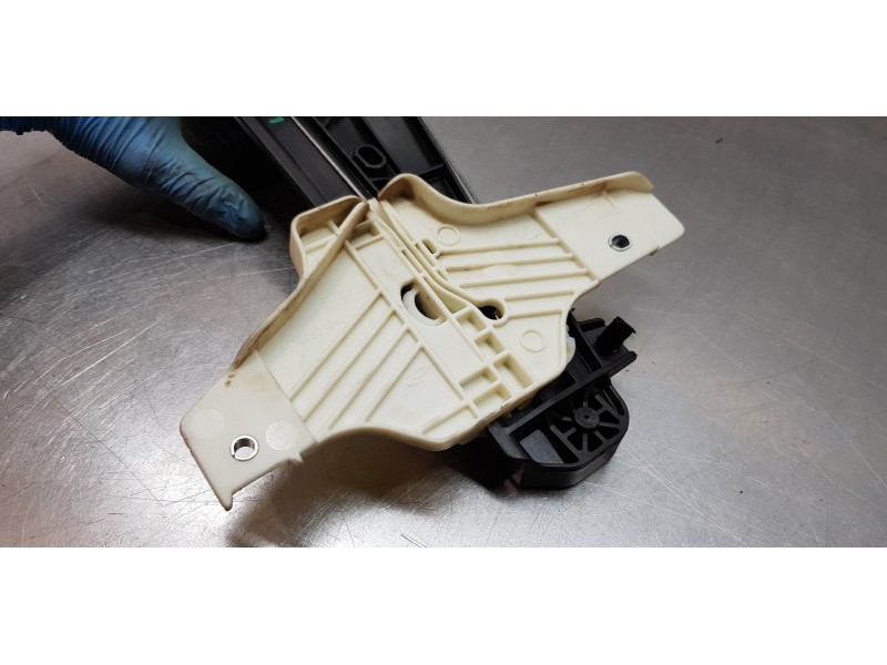 Recambio de elevalunas trasero izquierdo para peugeot 3008 active referencia OEM IAM 9830389080   Recambio de elevalunas trasero izquierdo para peugeot 3008 active referencia OEM IAM 9830389080