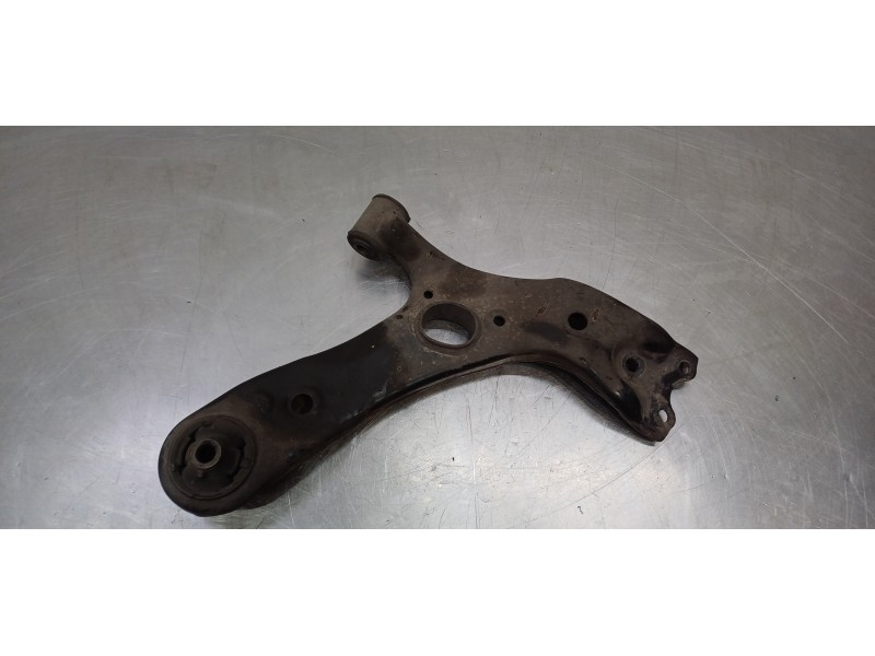 Recambio de brazo suspension inferior delantero derecho para toyota verso comfort referencia OEM IAM 480680F030   Recambio de brazo suspension inferior delantero derecho para toyota verso comfort referencia OEM IAM 480680F030