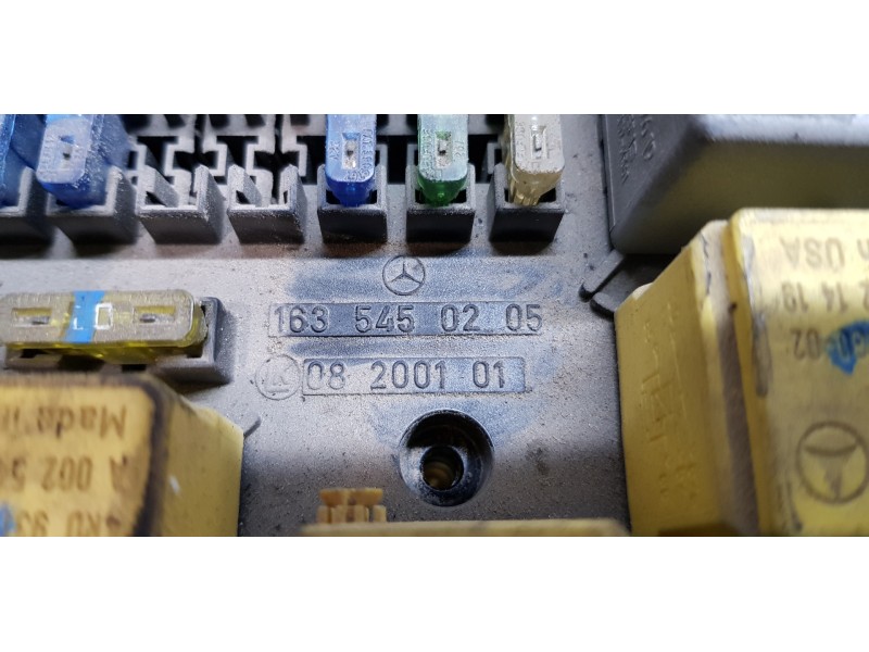 Recambio de caja reles / fusibles para mercedes clase m (w163) 270 cdi (163.113) referencia OEM IAM 1635450205   Recambio de caja reles / fusibles para mercedes clase m (w163) 270 cdi (163.113) referencia OEM IAM 1635450205