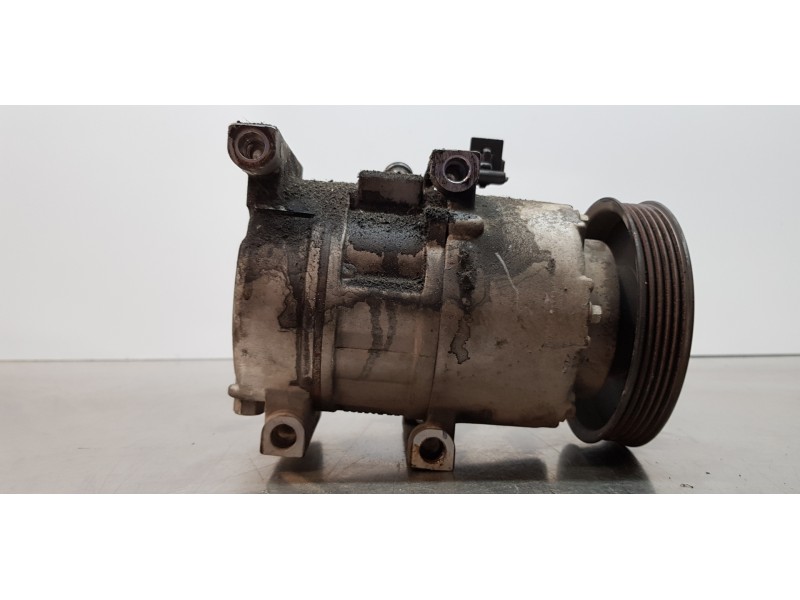 Recambio de compresor aire acondicionado para kia carens ( ) basic referencia OEM IAM 97701A4500   Recambio de compresor aire acondicionado para kia carens ( ) basic referencia OEM IAM 97701A4500