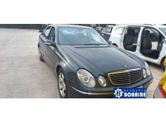 mercedes clase e (w211) berlina del año 2002