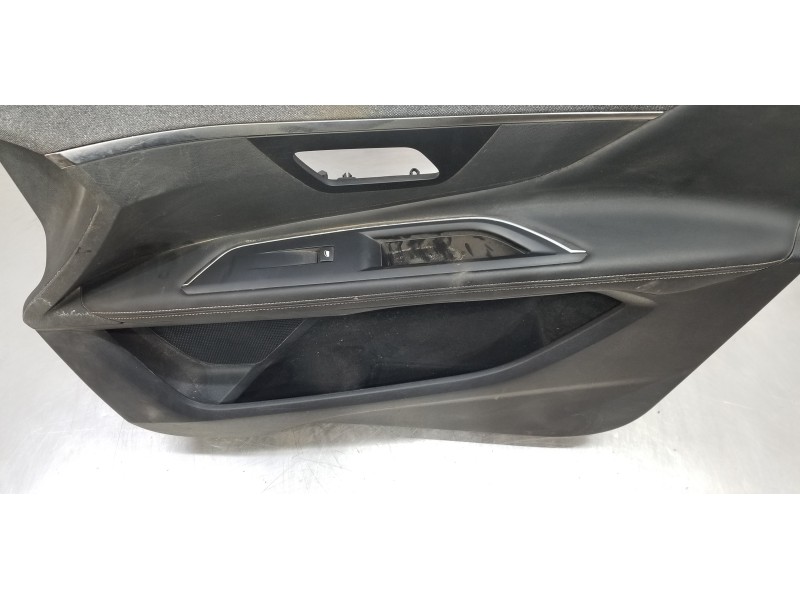 Recambio de guarnecido tapizado puerta delantera derecha para peugeot 3008 active referencia OEM IAM 98305864BY   Recambio de guarnecido tapizado puerta delantera derecha para peugeot 3008 active referencia OEM IAM 98305864BY