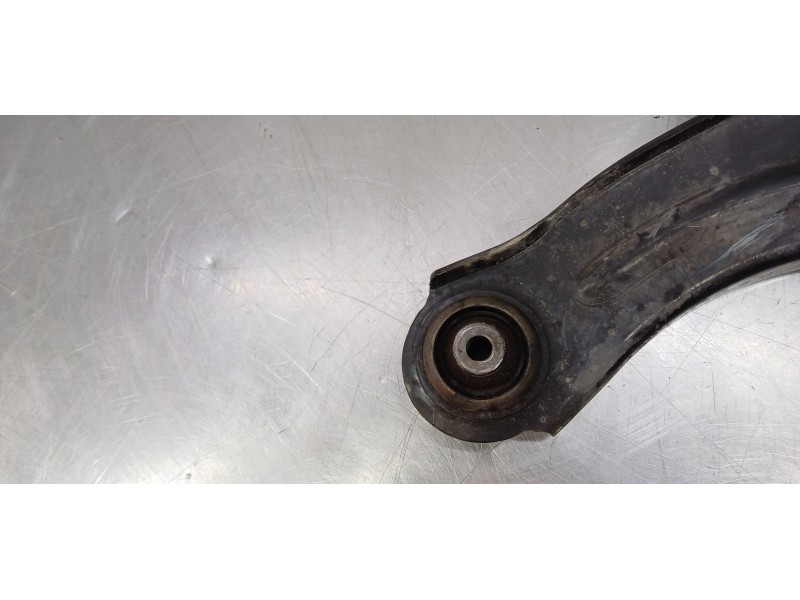Recambio de brazo suspension inferior delantero izquierdo para renault clio iv authentique referencia OEM IAM 545050399R  