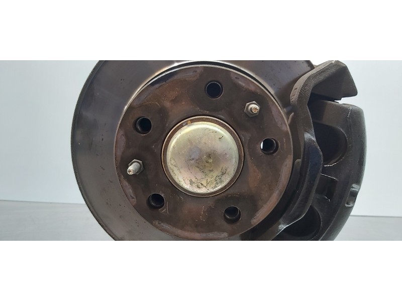 Recambio de mangueta delantera derecha para iveco daily caja abierta / volquete 35 - s 11 volquete referencia OEM IAM 500391885 