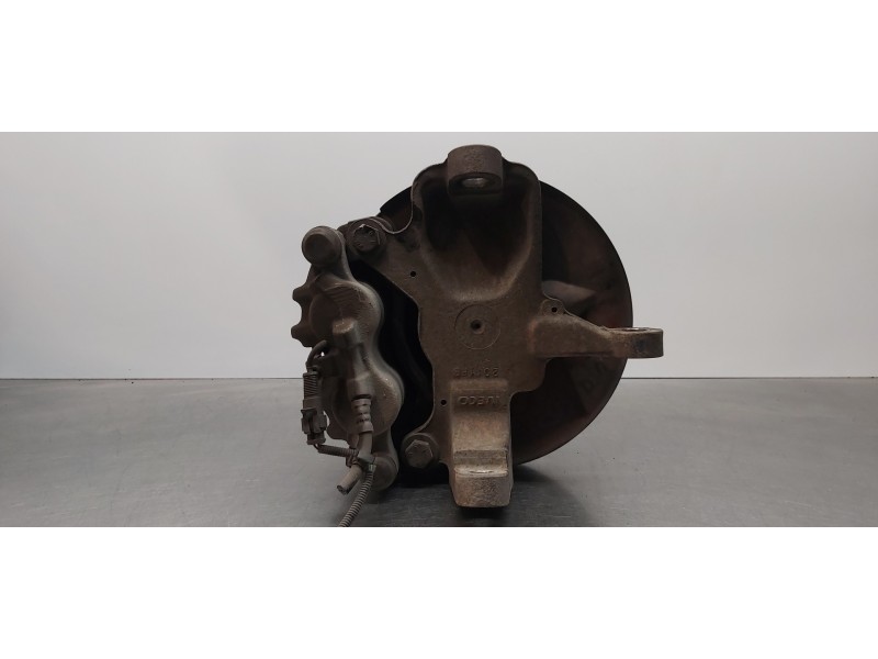 Recambio de mangueta delantera derecha para iveco daily caja abierta / volquete 35 - s 11 volquete referencia OEM IAM 500391885 