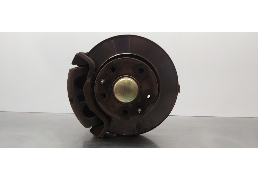 Recambio de mangueta delantera izquierda para iveco daily caja abierta / volquete 35 - s 11 volquete referencia OEM IAM 50039188