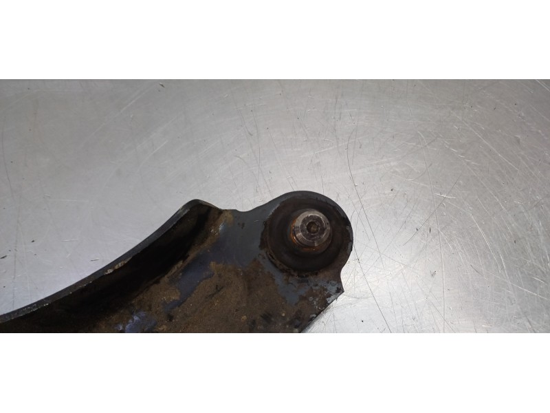 Recambio de brazo suspension inferior delantero izquierdo para renault clio iv authentique referencia OEM IAM 545050399R  