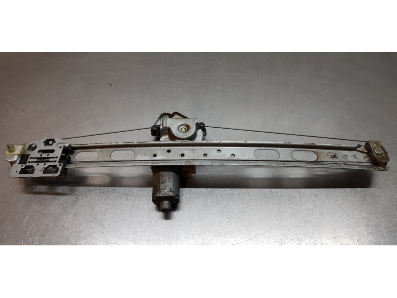 Recambio de elevalunas trasero derecho para mercedes clase m (w163) 270 cdi (163.113) referencia OEM IAM A1637300246  