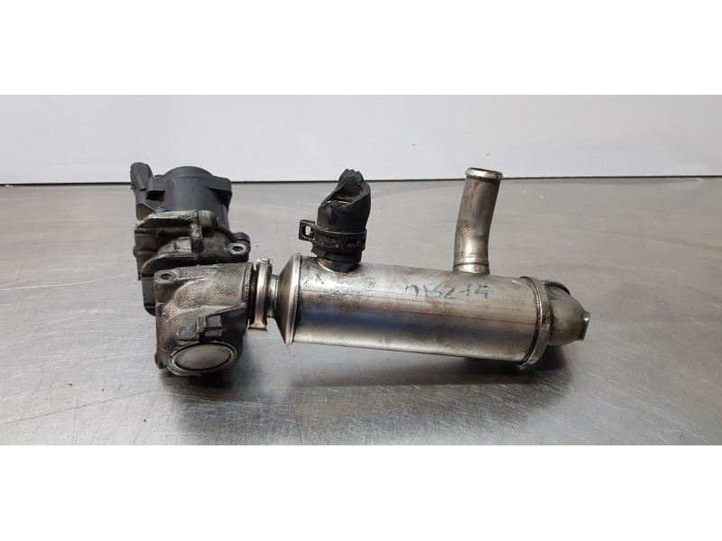 Recambio de valvula egr para citroen c4 berlina collection referencia OEM IAM 9649358780  