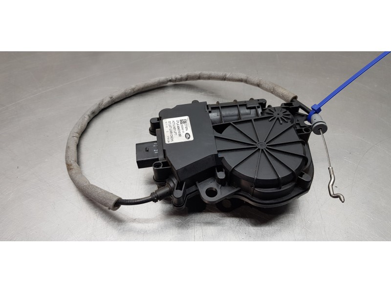 Recambio de motor cierre centralizado porton para land rover range rover vogue referencia OEM IAM LR034341  