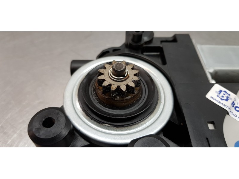 Recambio de motor elevalunas delantero izquierdo para ford kuga (cbv) trend referencia OEM IAM 1766857 7M5T14B533AE 7M5T14D218TC Recambio de motor elevalunas delantero izquierdo para ford kuga (cbv) trend referencia OEM IAM 1766857 7M5T14B533AE 7M5T14D218TC