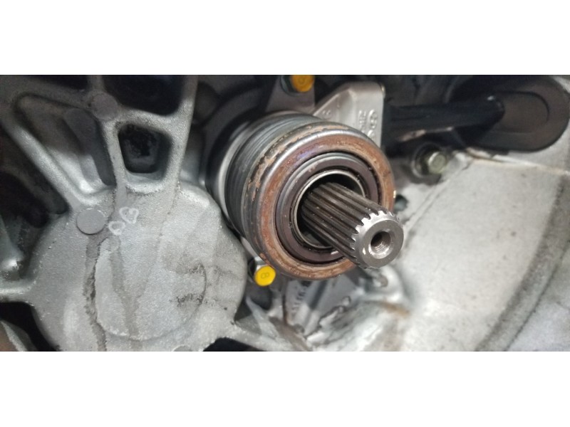 Recambio de caja cambios para hyundai tucson essence bluedrive 2wd referencia OEM IAM 430003D847 4311132300 M56CF31