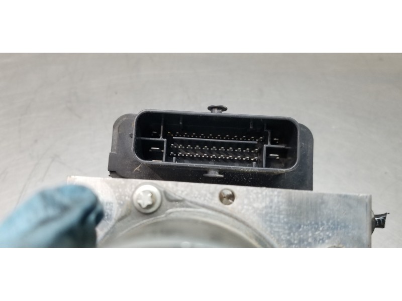 Recambio de abs para peugeot 308 active referencia OEM IAM 9808055980  