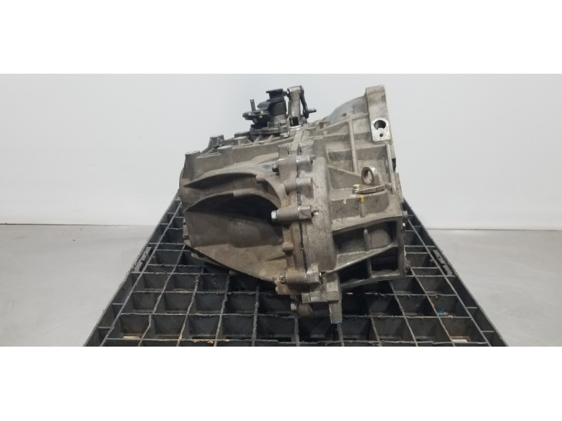 Recambio de caja cambios para hyundai tucson essence bluedrive 2wd referencia OEM IAM 430003D847 4311132300 M56CF31