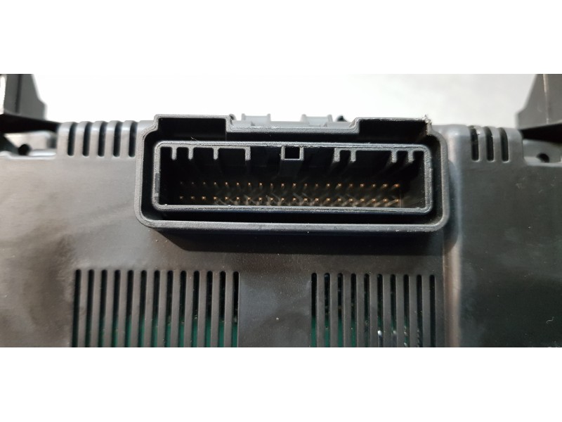 Recambio de cuadro instrumentos para renault kadjar zen referencia OEM IAM 248101104R  