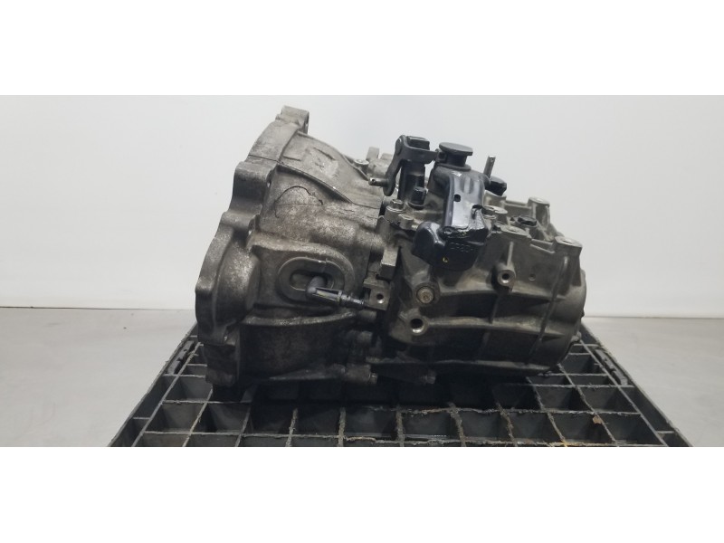 Recambio de caja cambios para hyundai tucson essence bluedrive 2wd referencia OEM IAM 430003D847 4311132300 M56CF31